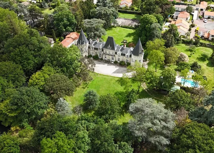 Chambres d\'Hôtes Château du Bois de La Noe