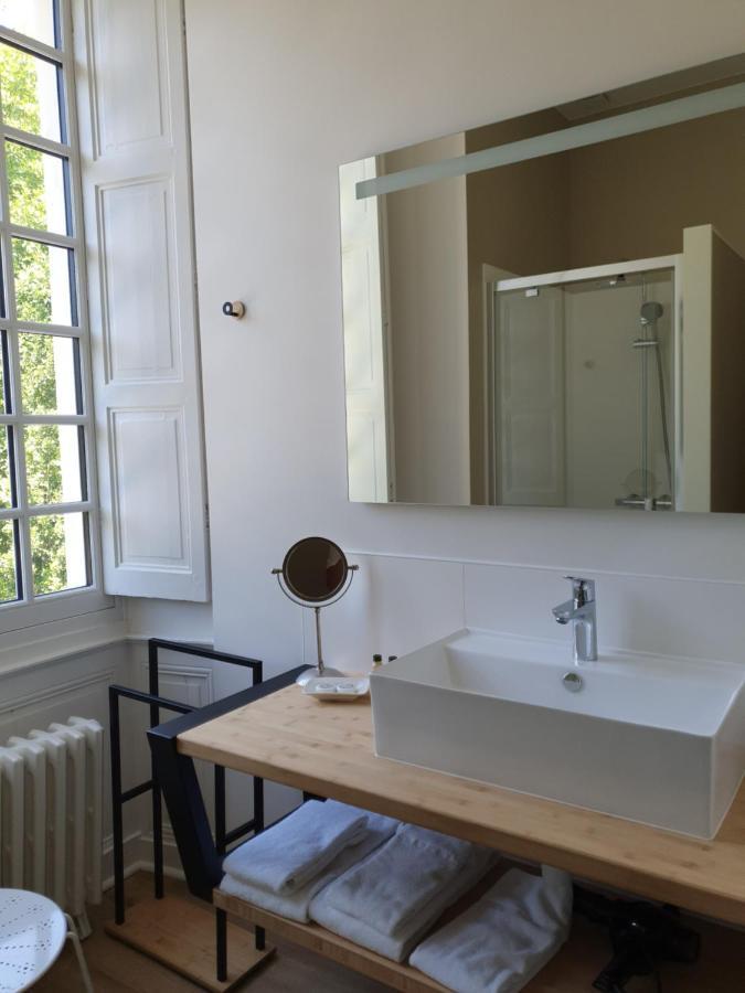 D'hôtes Château Du Bois De La Noe Couette-café 2*