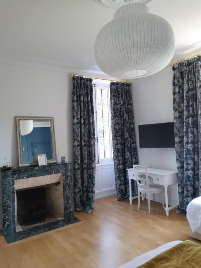 Couette-café D'hôtes Château Du Bois De La Noe 2*